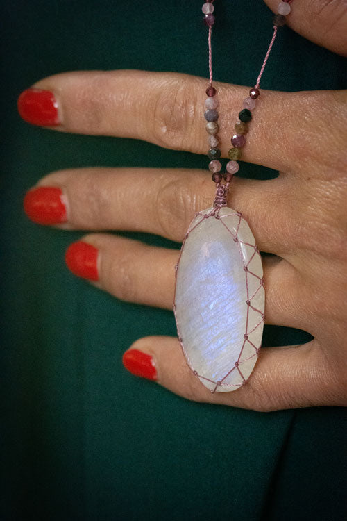 Grand Talisman African Moonstone - KIDDING | Kids | Teens | Moms